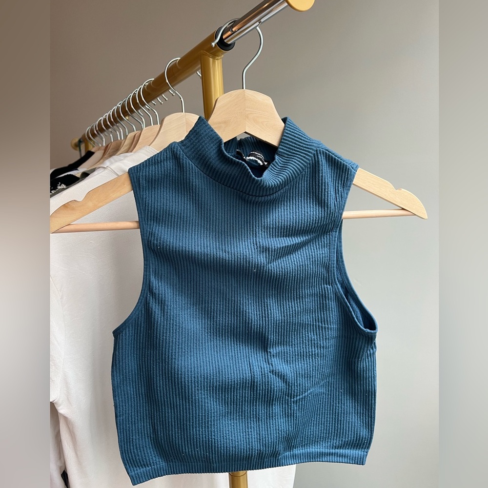 Cropped Teal Zara Top turtleneck